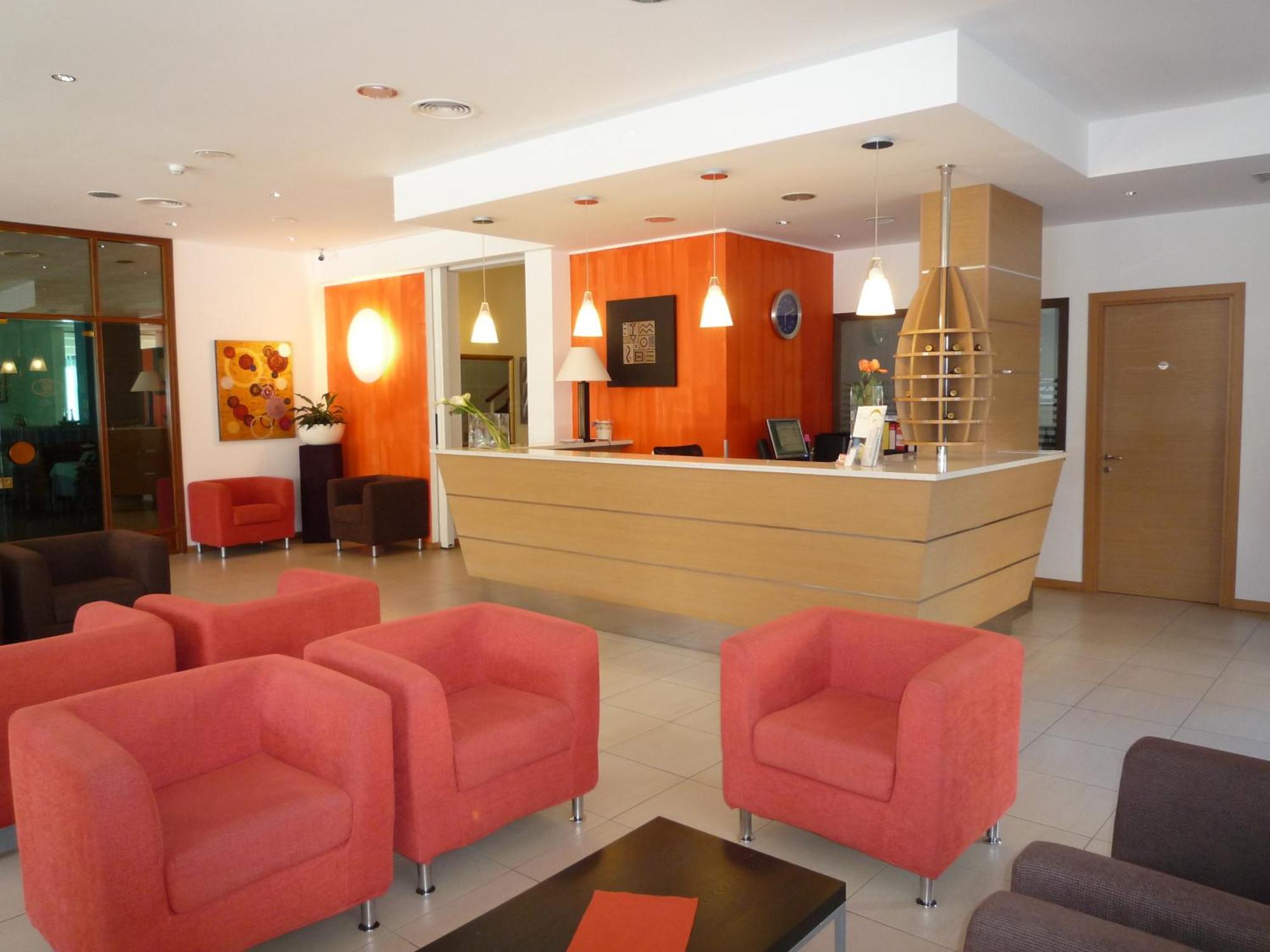 Hotel San Francisco Линяно Сабиадоро Екстериор снимка