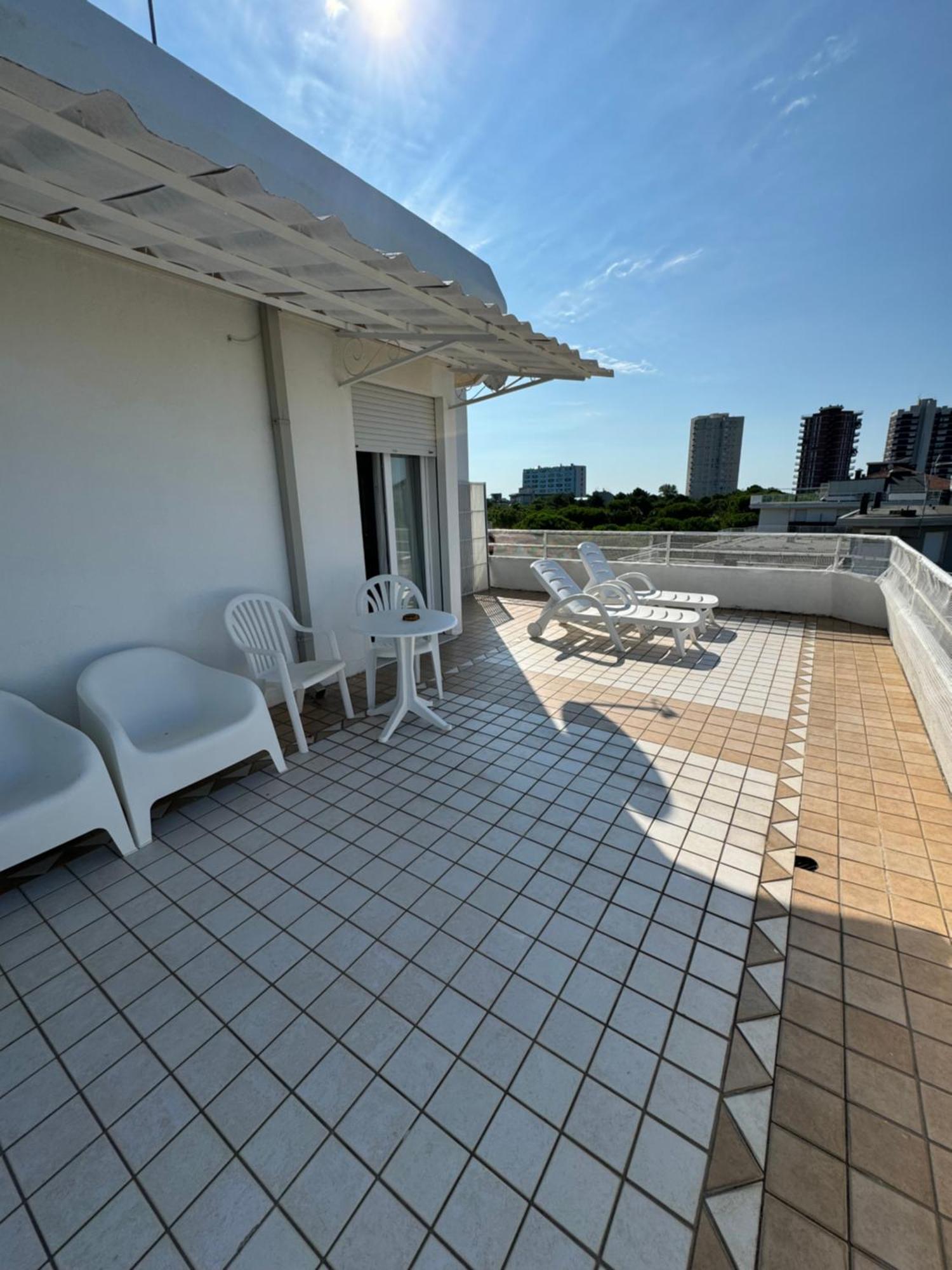 Hotel San Francisco Линяно Сабиадоро Екстериор снимка