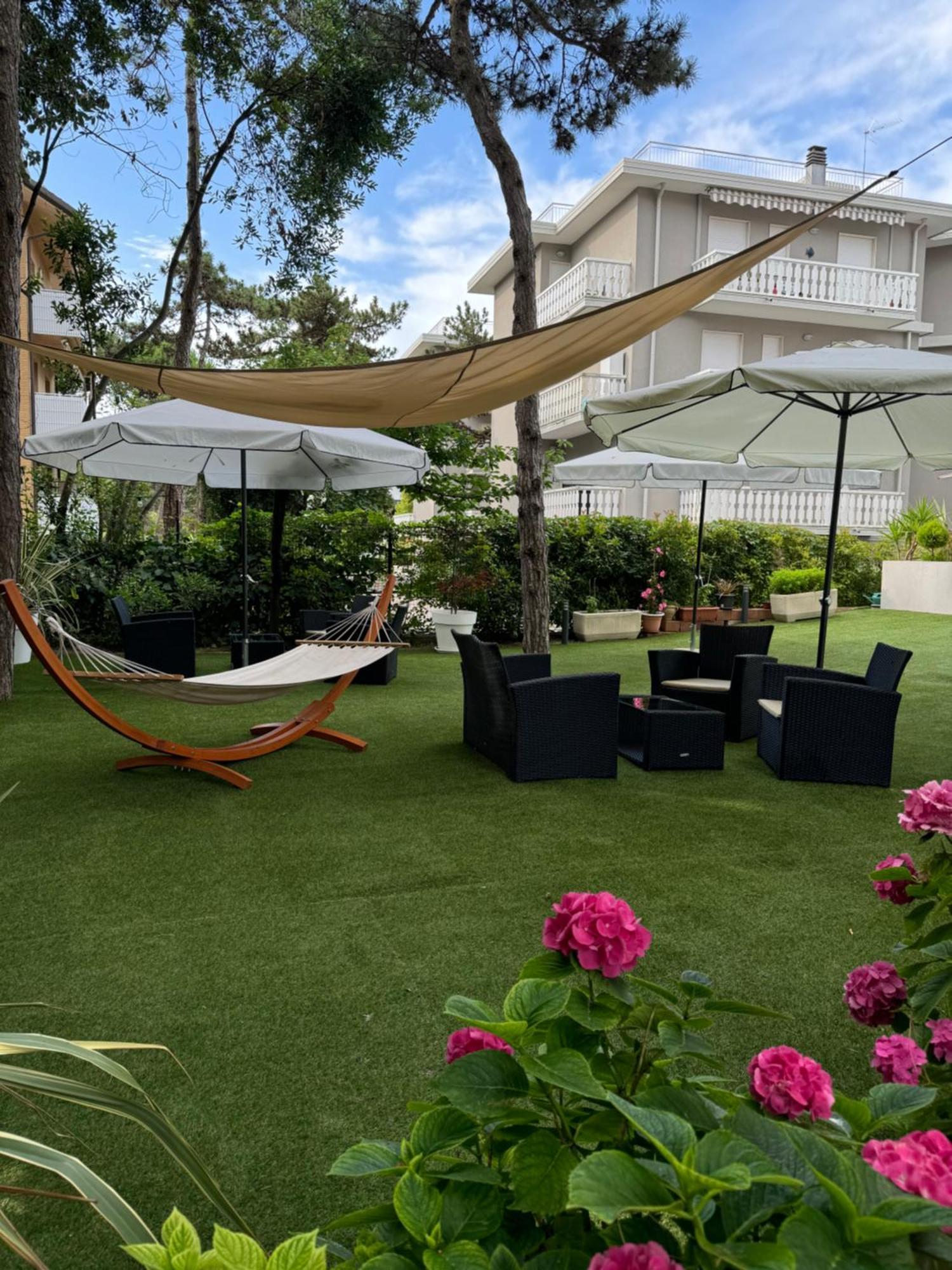 Hotel San Francisco Линяно Сабиадоро Екстериор снимка