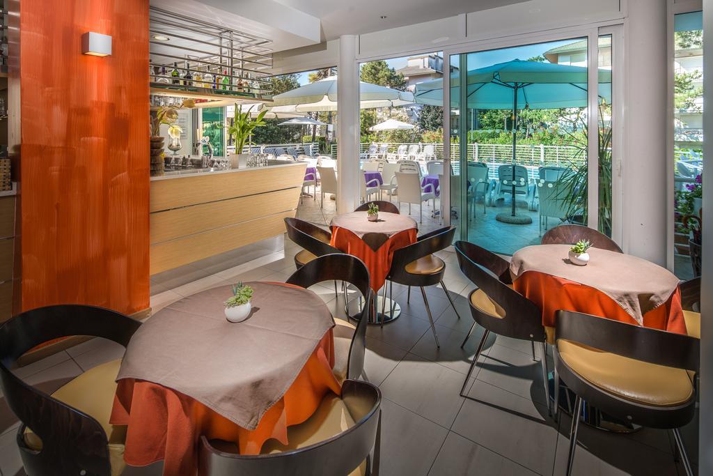 Hotel San Francisco Линяно Сабиадоро Екстериор снимка